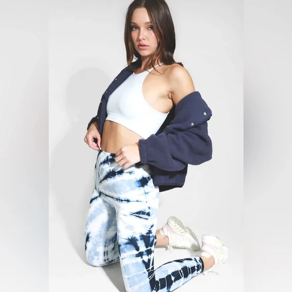 Nikibiki Spiral Tie Dye Leggings | One Size - Picture 4 of 9